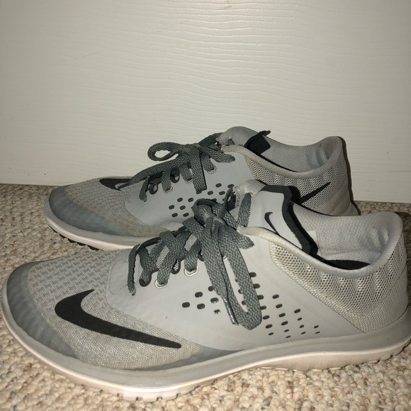 NIKE Training shoes - Picture 1 of 6